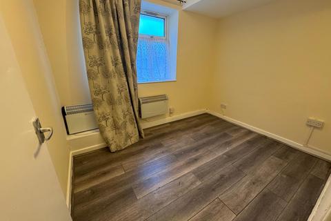 undefined, Flat 2, 47 South Street , BD21 1AD