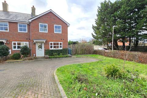 3 bedroom end of terrace house for sale, Greenham Road, Newbury RG14