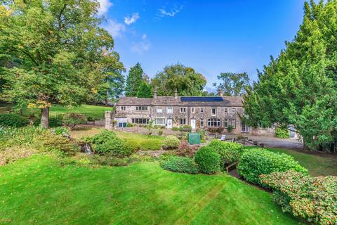 4 bedroom terraced house for sale, Moor Road, Burley Woodhead, Ilkley, West Yorkshire, LS29