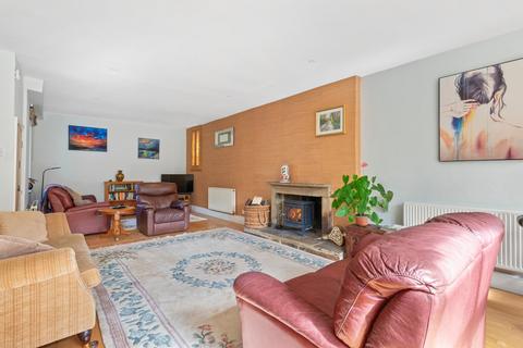 4 bedroom terraced house for sale, Moor Road, Burley Woodhead, Ilkley, West Yorkshire, LS29