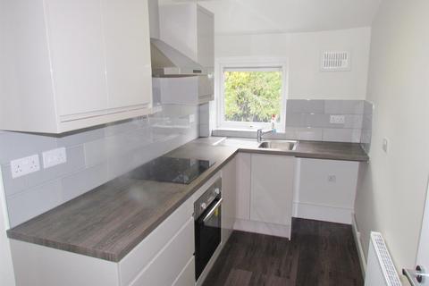 1 bedroom flat to rent, Simpson