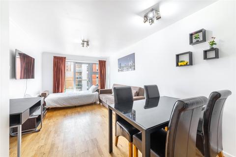 2 bedroom apartment for sale, Marquess Heights, South Woodford E18