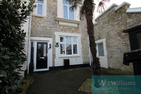 4 bedroom semi-detached house to rent, Windsor House