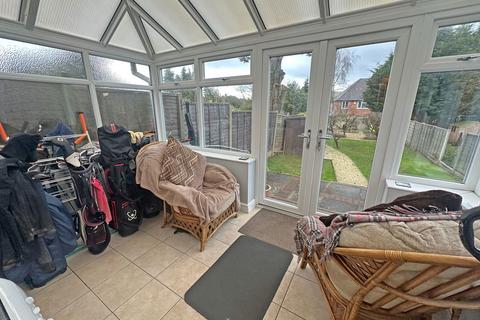 3 bedroom semi-detached house for sale, Redditch Road, Kings Norton, B38 8RD