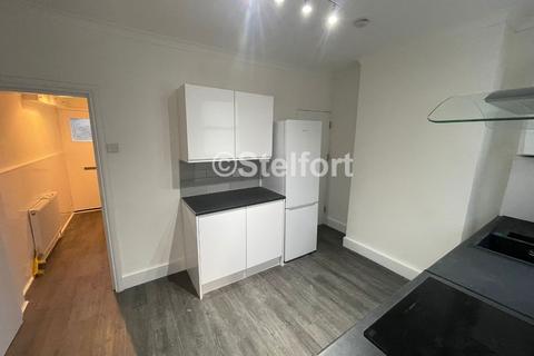 2 bedroom terraced house to rent, Emma Road, London, E13