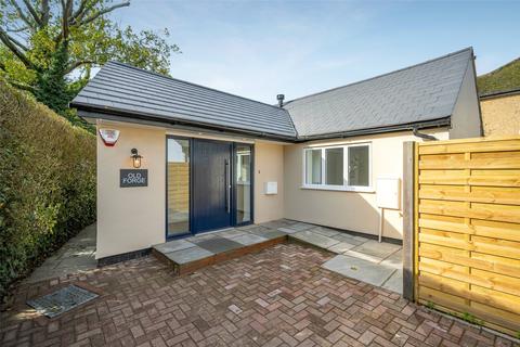 2 bedroom bungalow for sale, Heronsgate Road, Chorleywood, Hertfordshire, WD3