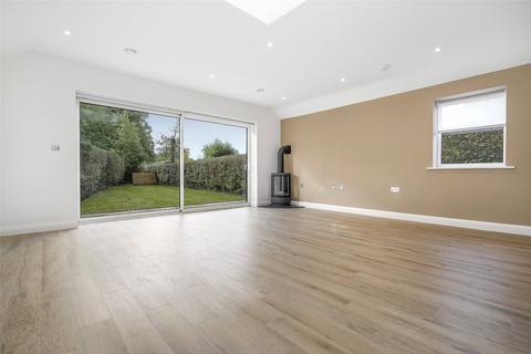 2 bedroom bungalow for sale, Heronsgate Road, Chorleywood, Hertfordshire, WD3