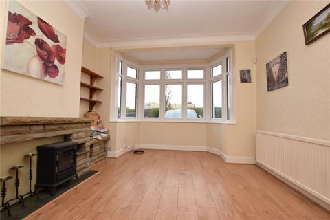 3 bedroom terraced house to rent, Christie Gardens, Romford, RM6