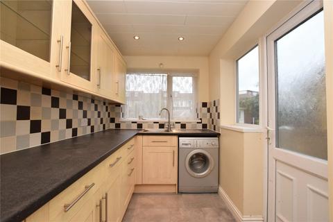 3 bedroom terraced house to rent, Christie Gardens, Romford, RM6