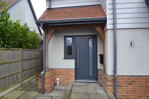 3 bedroom house to rent, The Meadows, Hare Street