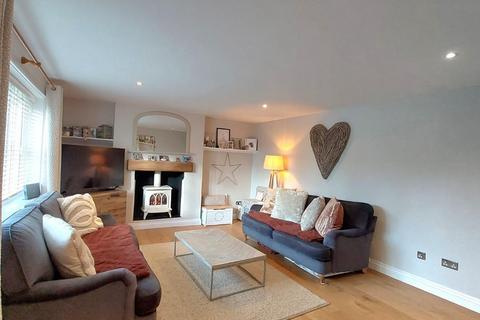 3 bedroom cottage for sale, Sywell, Sywell Village, Northamptonshire NN6