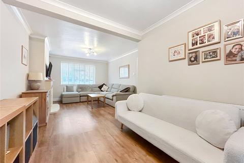 3 bedroom terraced house for sale, Woodlands Road, Gillingham, Kent, ME7