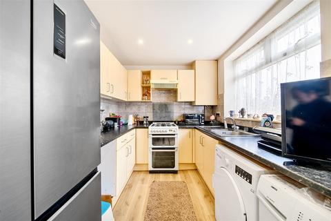 2 bedroom terraced house for sale, Torworth Road, Borehamwood