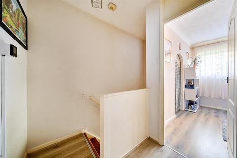 70 Torworth Road, Borehamwood, WD6 4ES