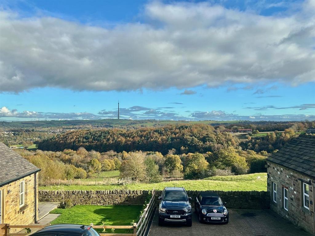 Bramleys Estate Agents - Manor Road - Farnley Tyas