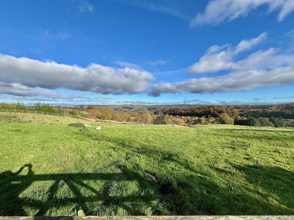 Bramleys Estate Agents - Manor Road - Farnley Tyas
