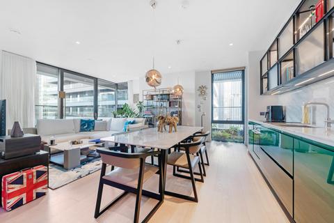 2 bedroom flat for sale, Hobart Building, Canary Wharf, E14