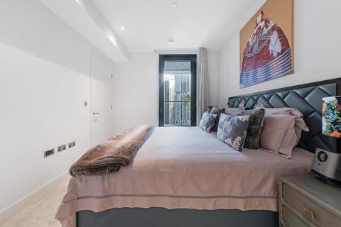 2 bedroom flat for sale, Hobart Building, Canary Wharf, E14