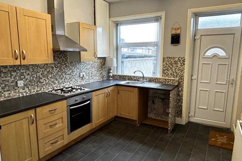 3 bedroom terraced house for sale, Parsonage Road, Laisterdyke, Bradford, BD4