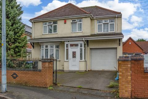 4 bedroom detached house to rent, Halesowen Road, Cradley Heath, West Midlands, B64