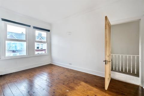 3 bedroom apartment for sale, Oakmead Road, London SW12