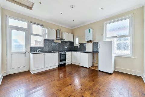 3 bedroom apartment for sale, Oakmead Road, London SW12