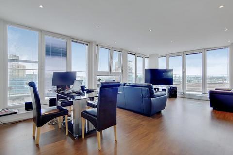 2 bedroom apartment for sale, The Oxygen, Royal Victoria Dock, E16