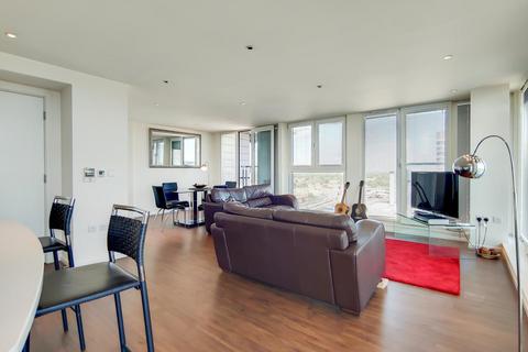 2 bedroom penthouse for sale, The Oxygen, Royal Victoria Dock, E16