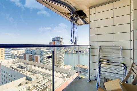 2 bedroom penthouse for sale, The Oxygen, Royal Victoria Dock, E16