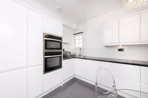 2 bedroom flat to rent, Abbey Road, St John's Wood, London, NW8