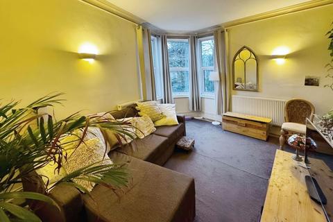 1 bedroom flat to rent, Croft Road, Old Town, Swindon, SN1 4DG