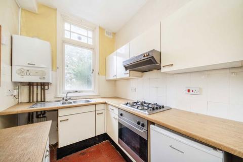 2 bedroom flat for sale, Palace Road, London SW2