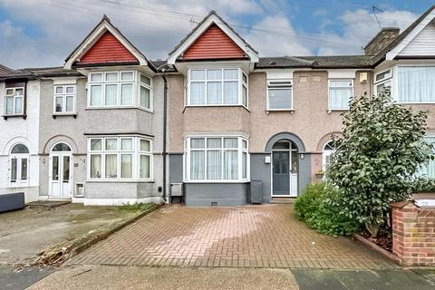 3 bedroom terraced house for sale, Salisbury Avenue, Barking IG11