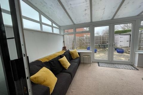 3 bedroom house to rent, Kennet Close, Grove, Wantage, OX12