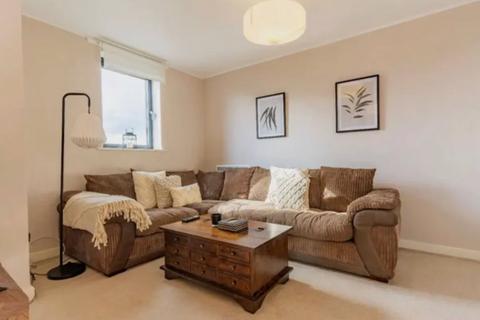 2 bedroom apartment to rent, Ashburton Triangle, Drayton Park, London N, N7