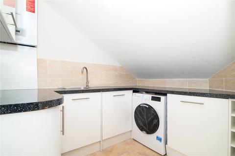 3 bedroom apartment to rent, Hampton Road, Teddington