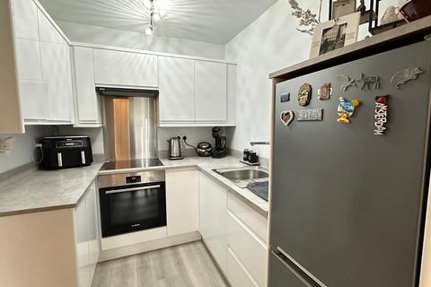 2 bedroom maisonette for sale, Alsace Walk, Camberley, GU15