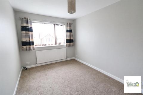 8 Chilgrove Close, Stoke-on-trent, ST1 6TL