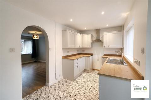 8 Chilgrove Close, Stoke-on-trent, ST1 6TL