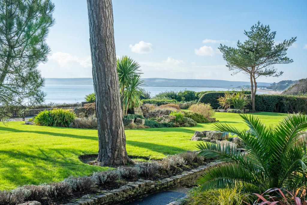 Branksome Cliff