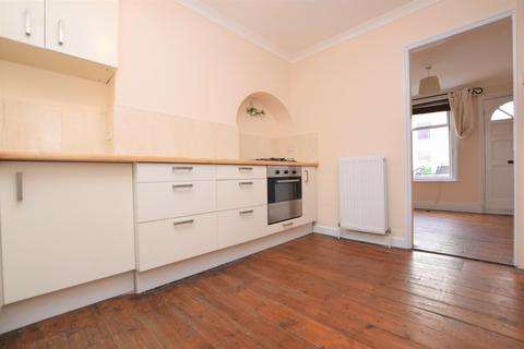 2 bedroom terraced house to rent, Albert Street, Colchester, Essex, CO1