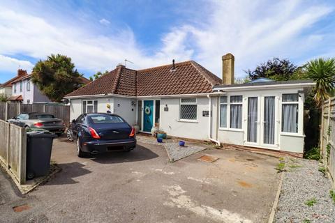 2 bedroom detached bungalow for sale, Poplar Grove, Hayling Island