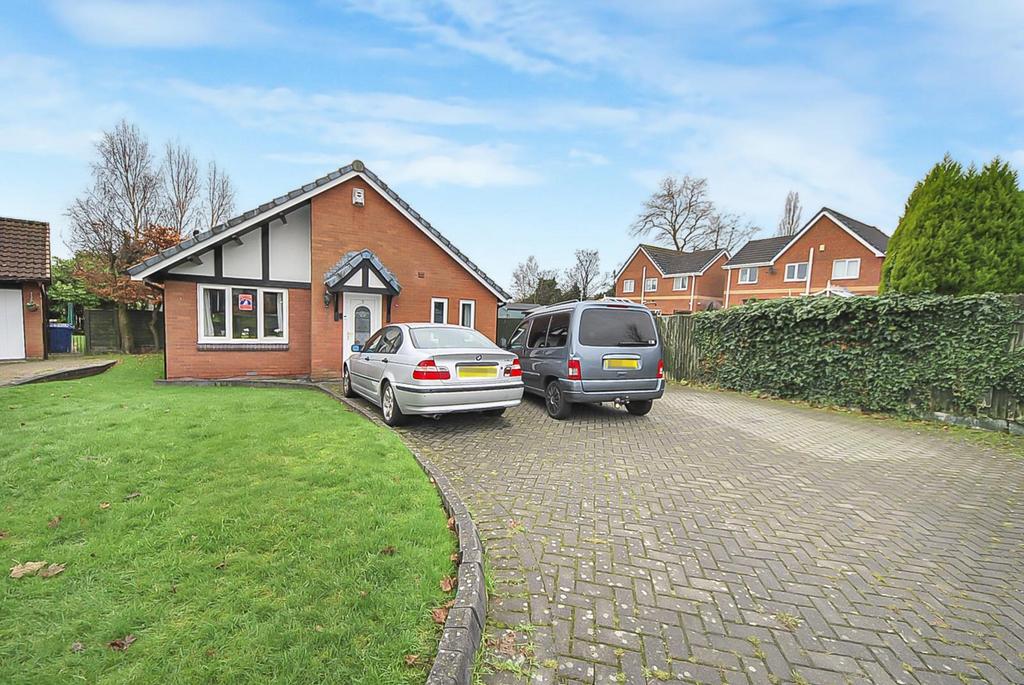 Glenmaye Grove, Hindley Green, Hindley, Wigan, WN2