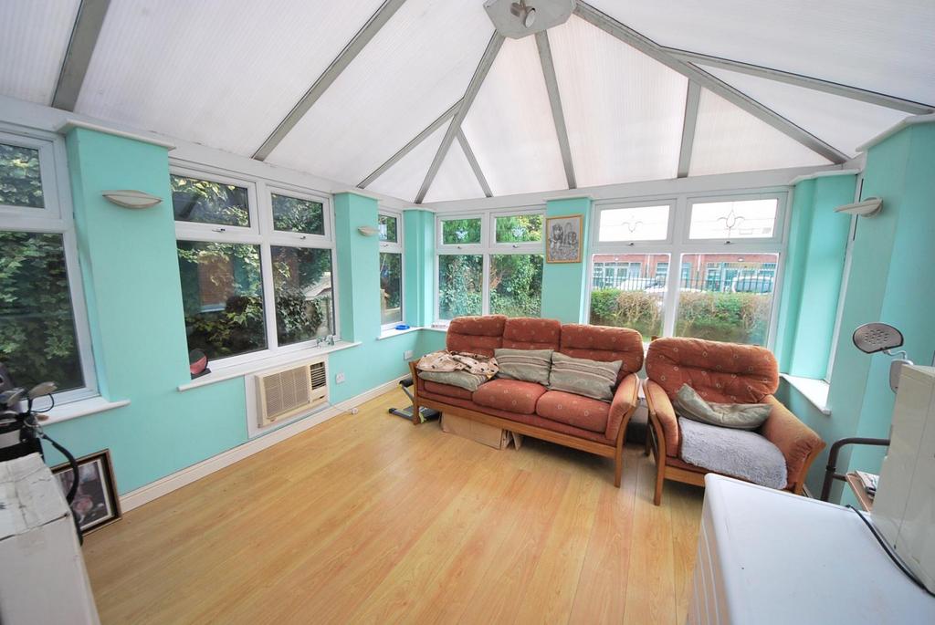 Glenmaye Grove, Hindley Green, Hindley, Wigan, WN2