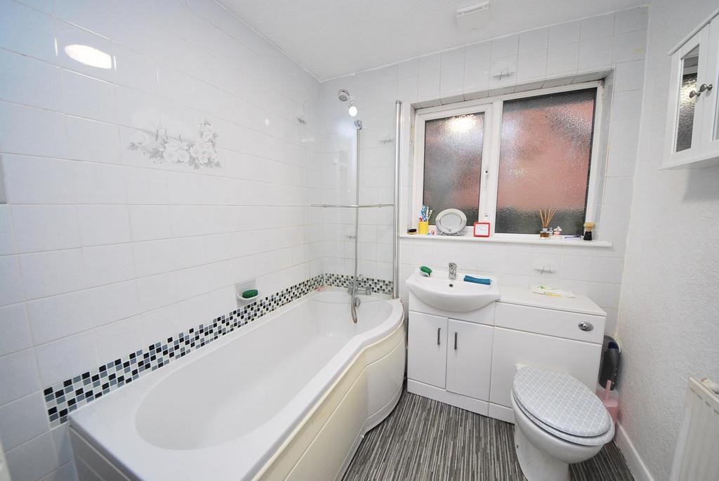 Glenmaye Grove, Hindley Green, Hindley, Wigan, WN2