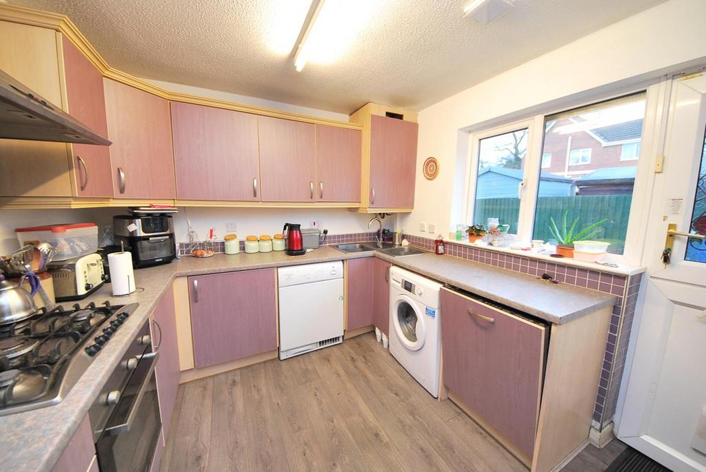 Glenmaye Grove, Hindley Green, Hindley, Wigan, WN2
