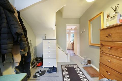 9 Catling Close, London, SE23 2NU