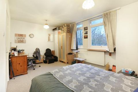 9 Catling Close, London, SE23 2NU