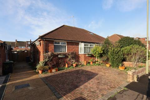 2 bedroom semi-detached bungalow for sale, Springfield Close, Bedhampton, Havant