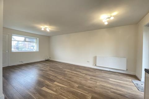 3 bedroom terraced house to rent, Sale Lane, Tyldesley, Manchester, M29